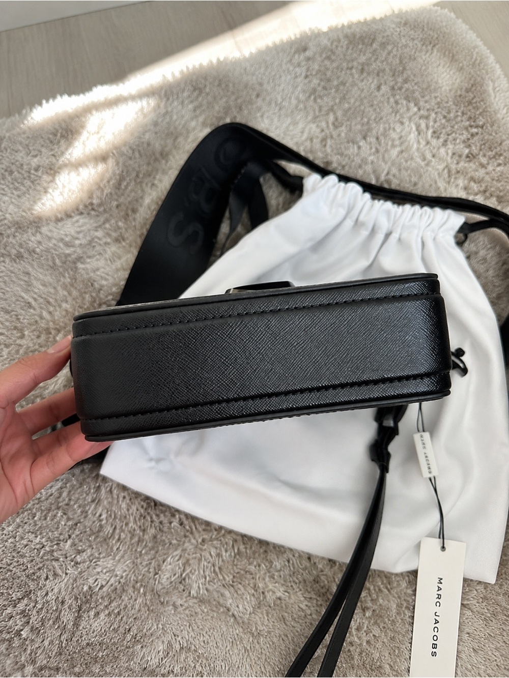 Marc Jacobs Black Leather Double J Crossbody Camera Bag - Picture 4 of 4